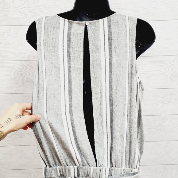 Anthropologie Cloth & Stone Jumpsuit - Picture 8 of 11